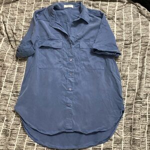 Aritzia Babaton Blouse